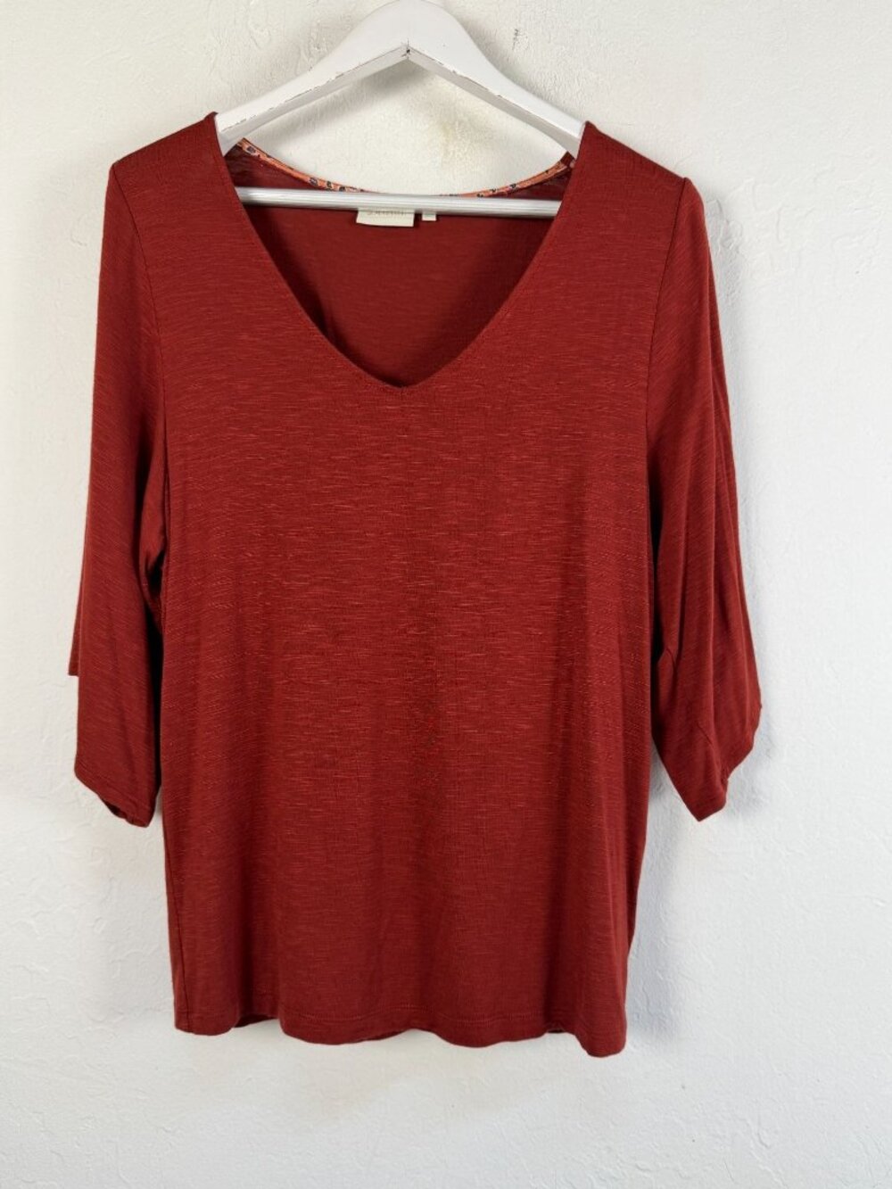 Deletta Anthropologie Womens Rust 3/4 Sleeve V-Neck Top Medium Stretch Casual